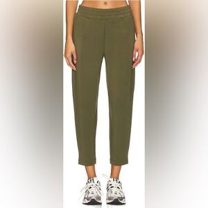 Varley The Slim Pant 27.5 length